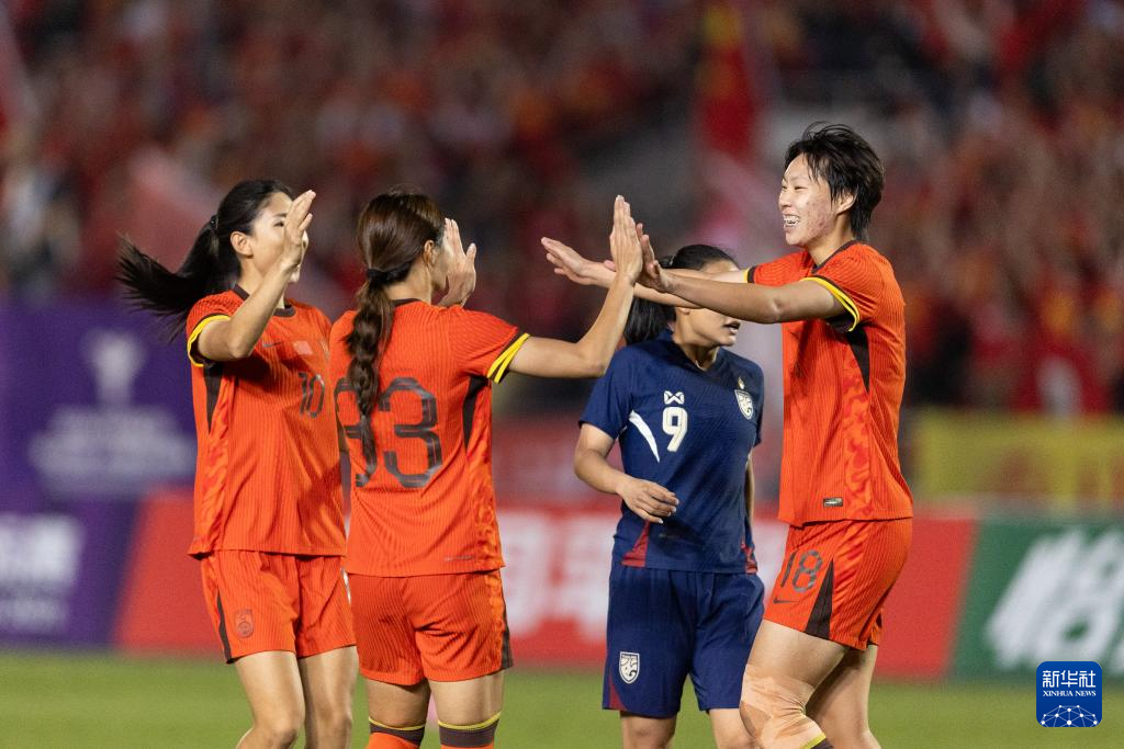 湖南女足全力以赴，成功晋级足协杯半决赛的简单介绍