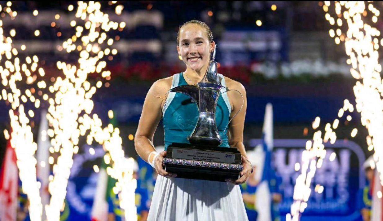 关于莎拉波娃新星赛事规则更新表现惊艳，C9未来可期！的信息